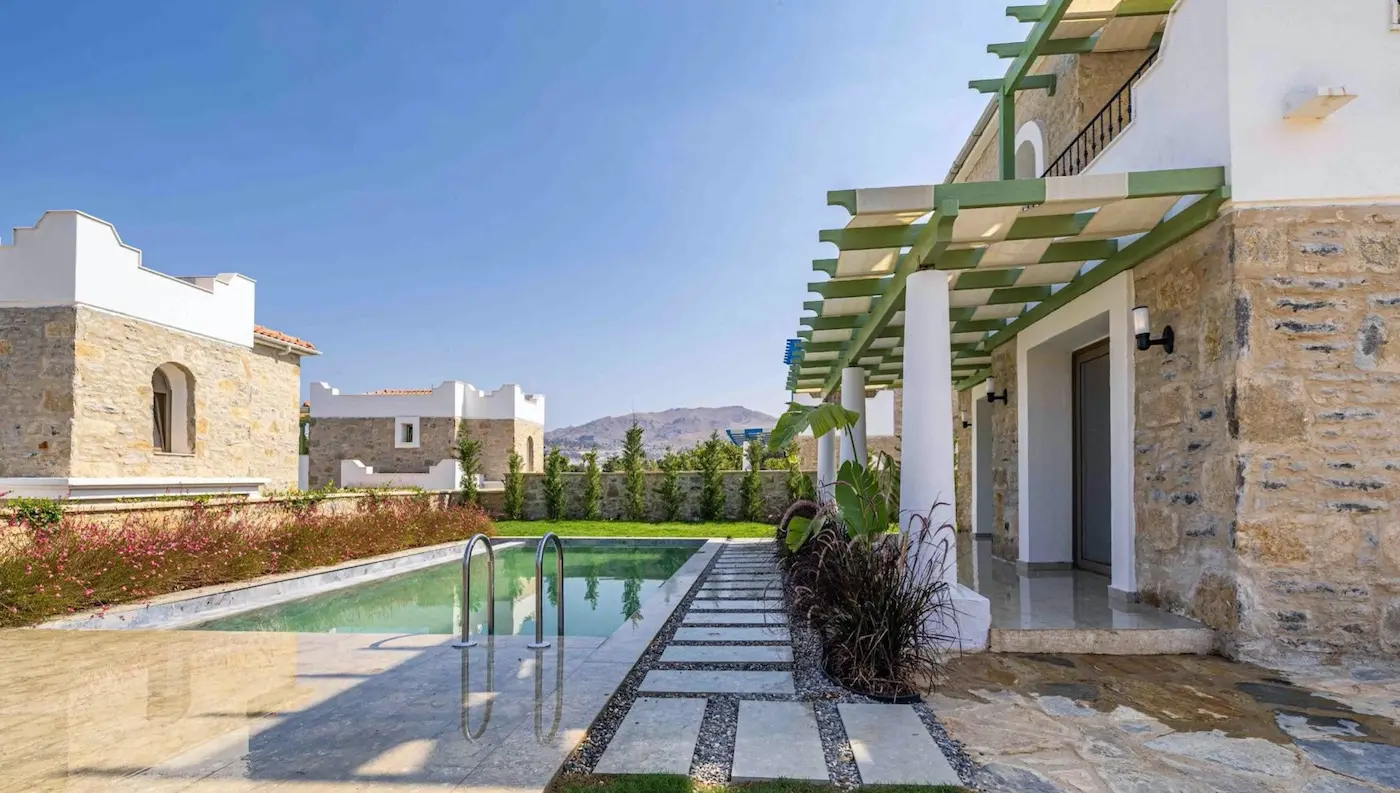Home in Kadikalesi